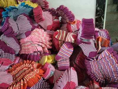 【冬季熱賣產(chǎn)品、廠家直供、批發(fā)卡通條紋童襪】價(jià)格,廠家,圖片,襪子,晉州市美玲針織品經(jīng)銷部-